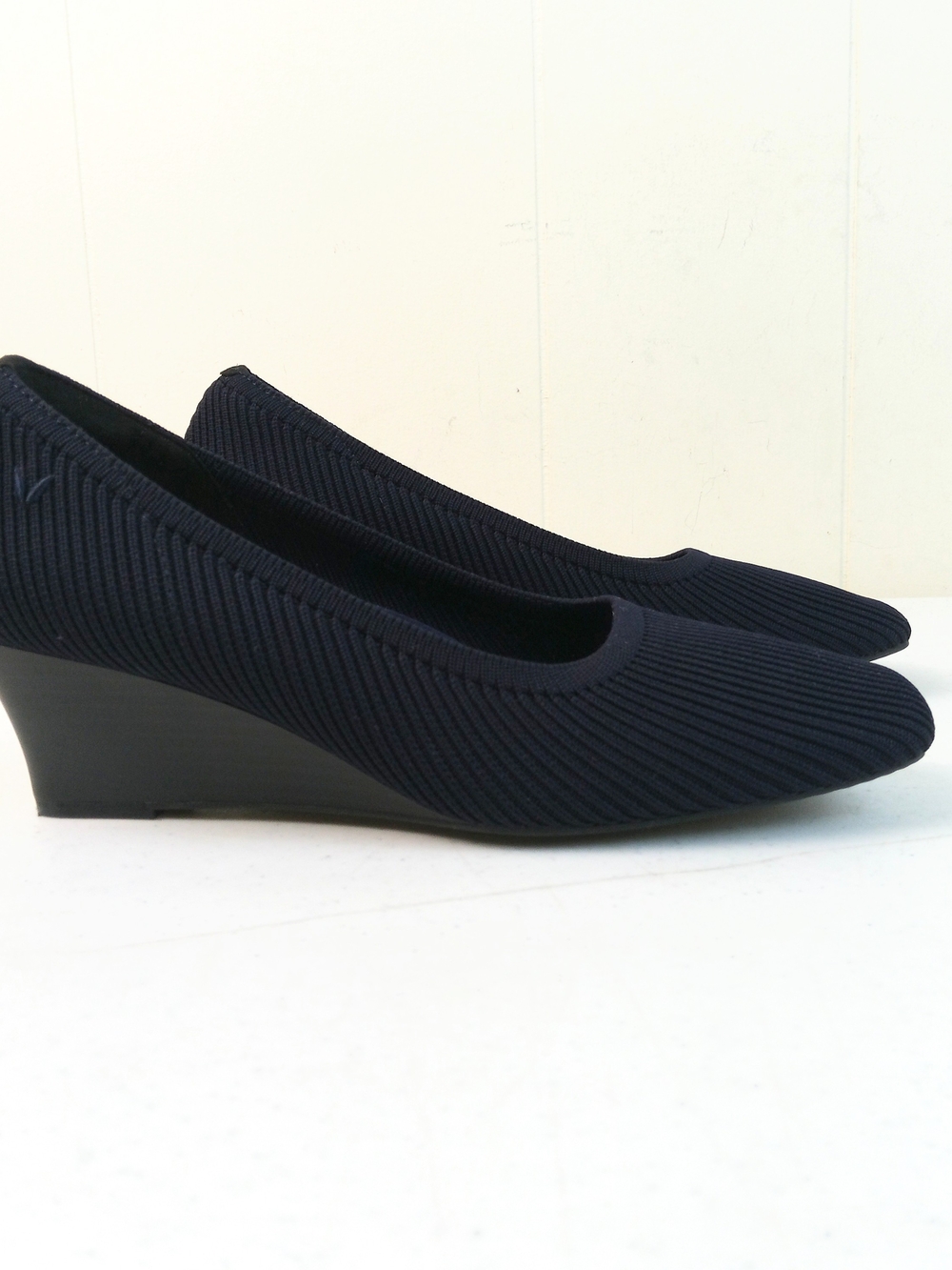 Vivaia Margot Wedge Pro Square Toe Heel Size 8 Blue Padded Insole Arch Support
